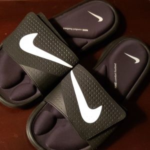 Mens Nike slip on sandal